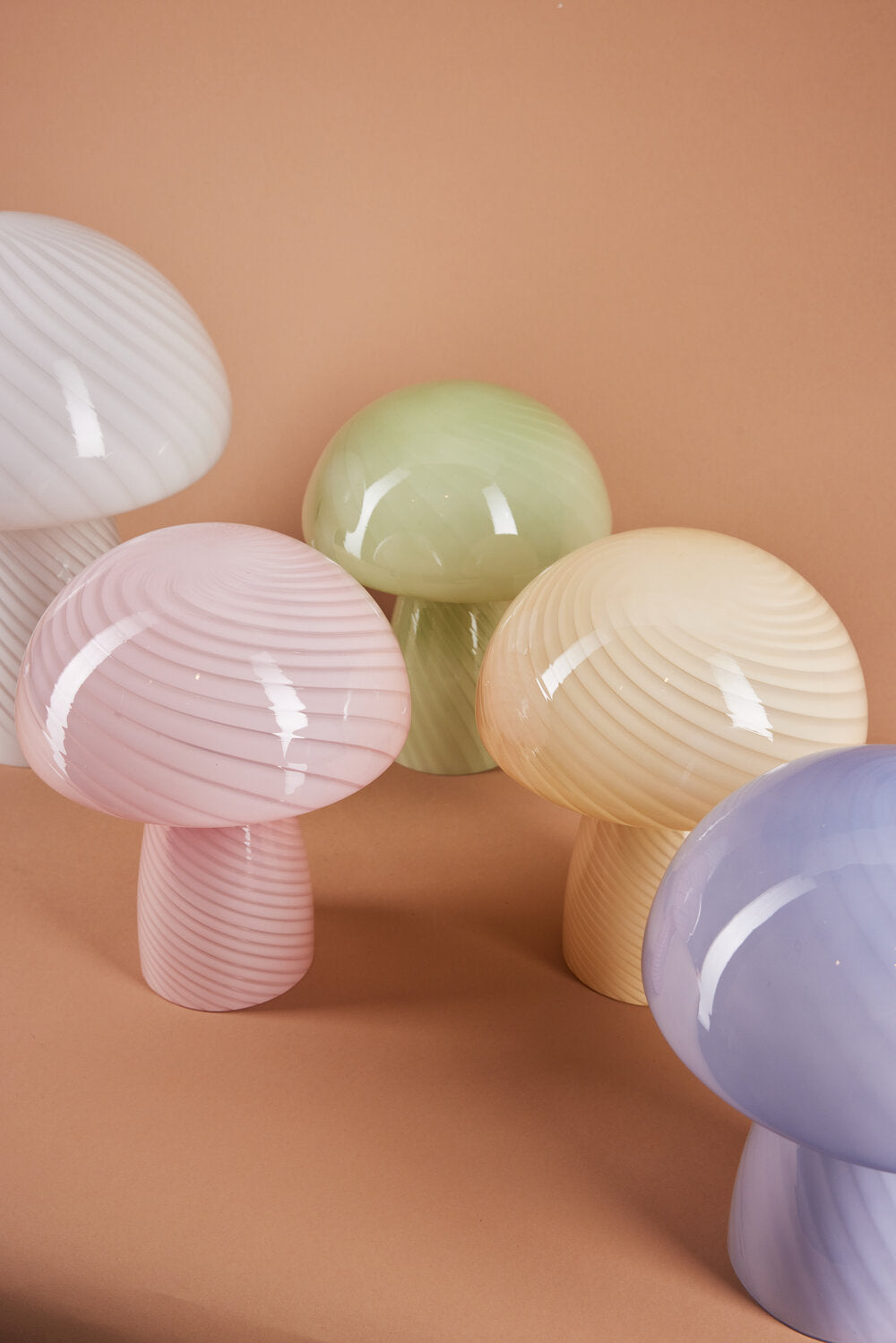 Mushroom bordlampe, grøn - H23 cm.